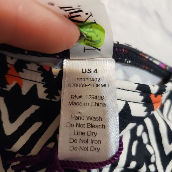 Patterned Black and White Bikini Bottom - Picture 5 of 5